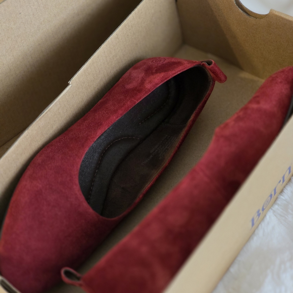 Born Red (Opera) Suede Flats Sz 7 M - Picture 6 of 10